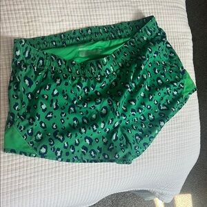 All in Motion Green Athletic Shorts Relaxed Fit